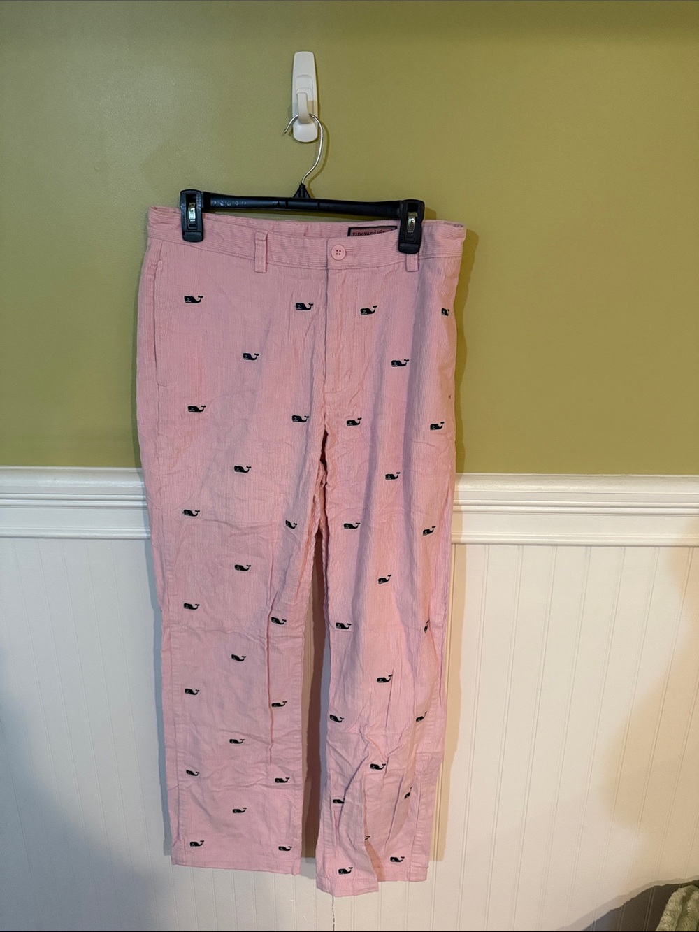 Men's Size 32W x 32L Vineyard Vines Pink Whale-Print Chinos